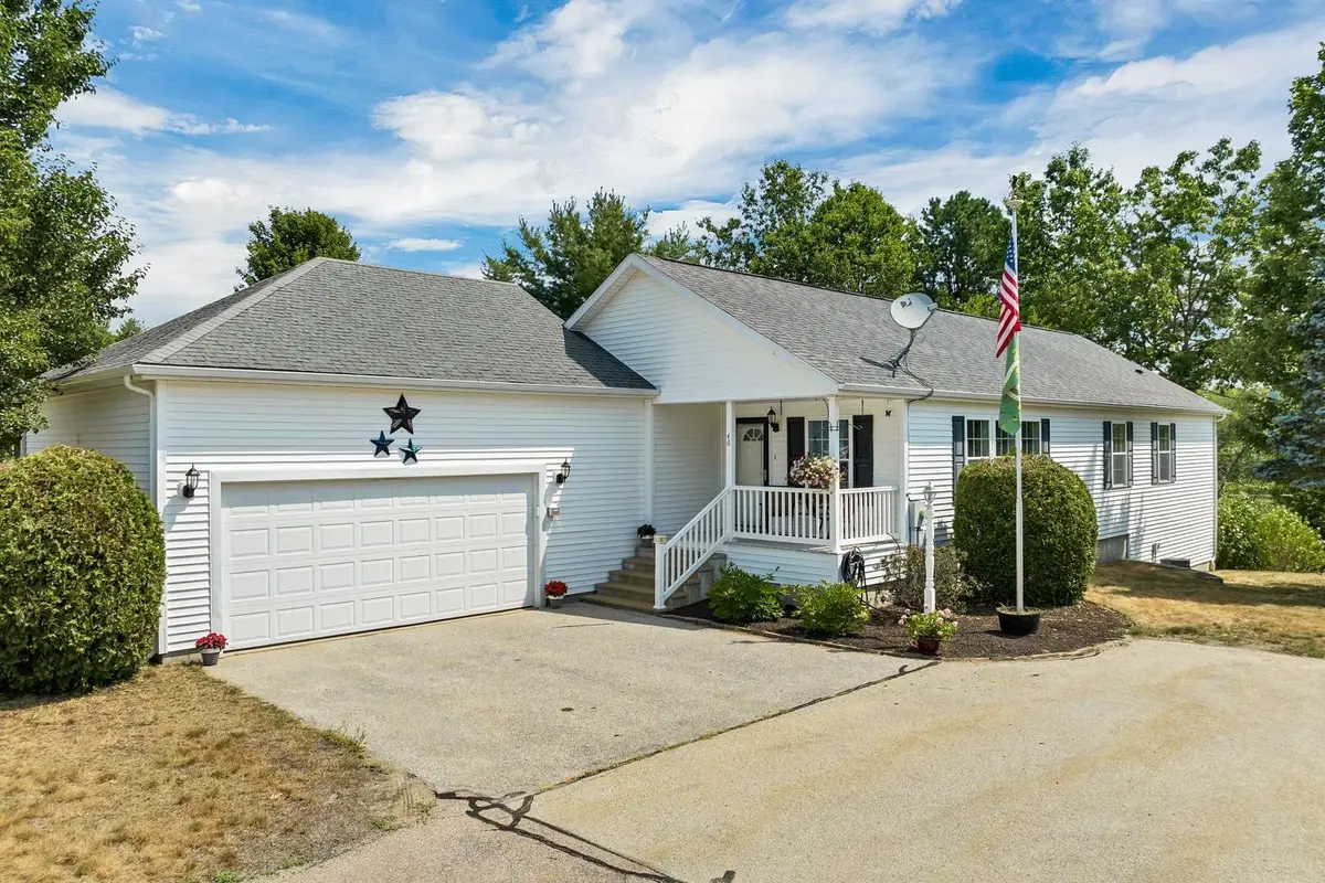 46 Moose Pond Terrace, Hooksett, NH 03106 - Image #1