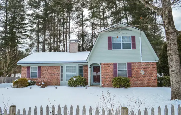 17 Leahy Road, Keene, NH 03431