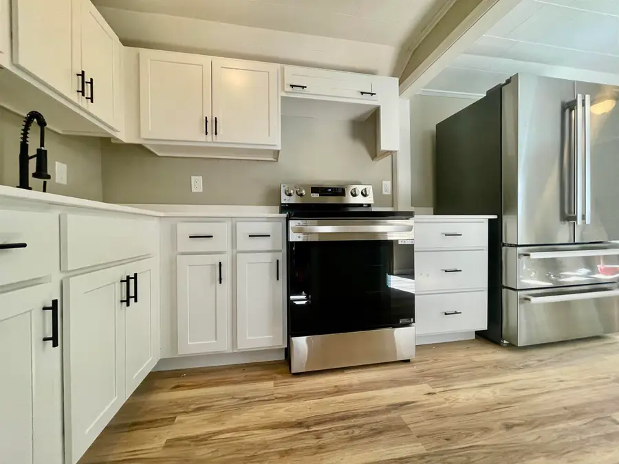 33 East Bluff Village, Meredith, NH 03253 - Image #2