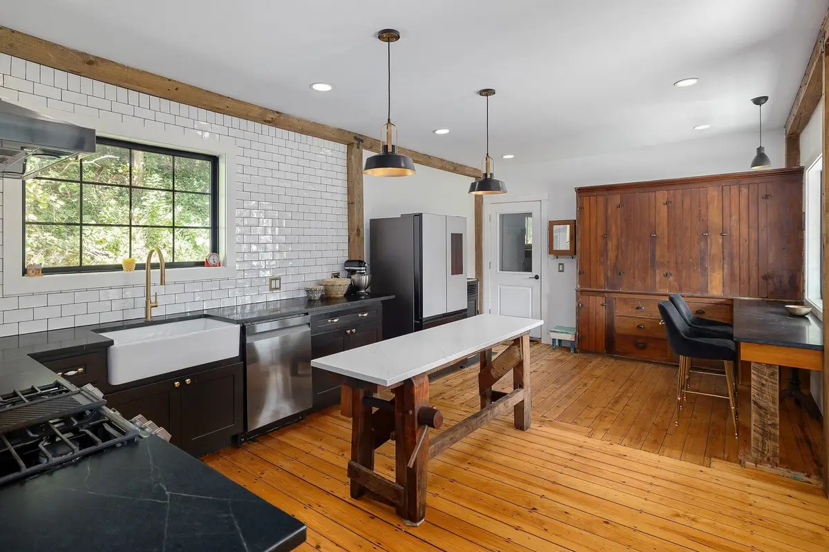 140 Pleasant Street, Williamstown, VT 05679 - Image #1