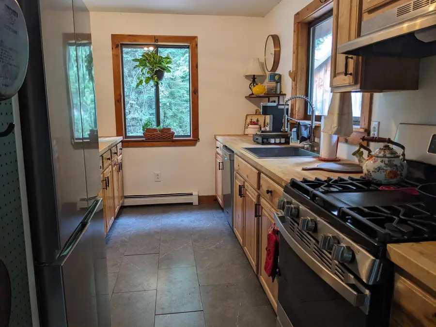 140 Vincent Egan Road, Bomoseen, VT 05732 - Image #2