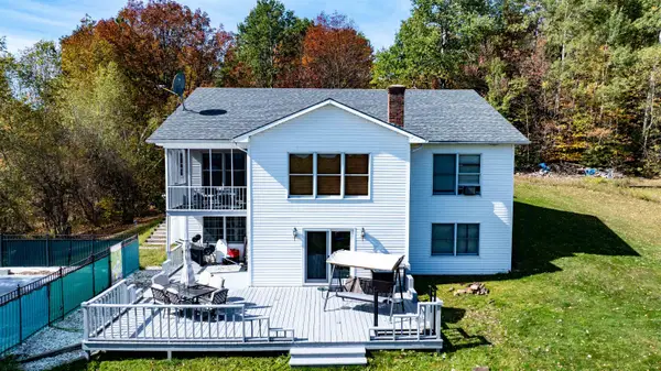 162 Stephenson Heights, Irasburg, VT 05845