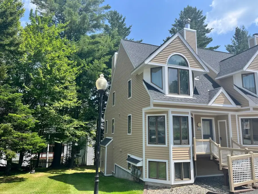 2A Townhouse Square #T-4, Dover, VT 05356 - Image #2