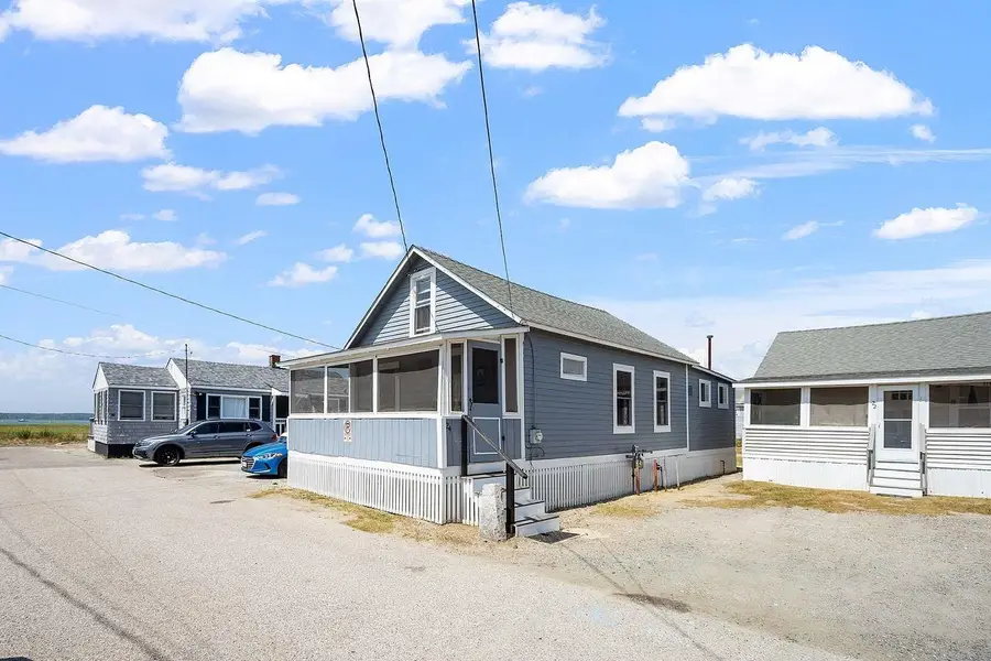22-24 Perkins Avenue, Hampton, NH 03842 - Image #2