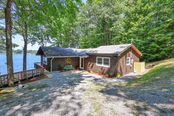 548 Monkton Road, Monkton, VT 05469