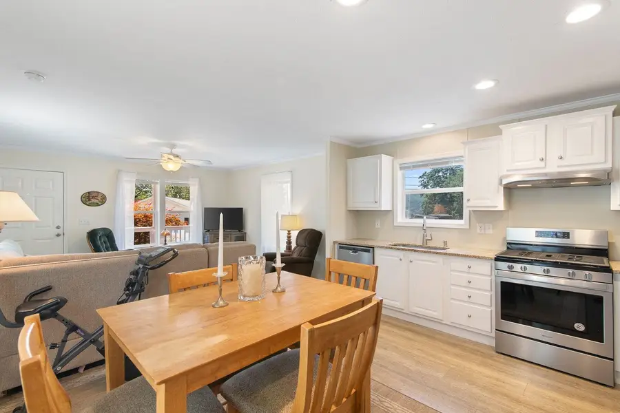 16 Hillcrest Street, Hinsdale, NH 03451 - Image #2