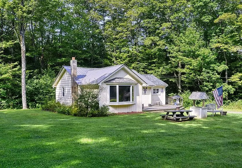 552 Valley Road, Walpole, NH 03608 - #1