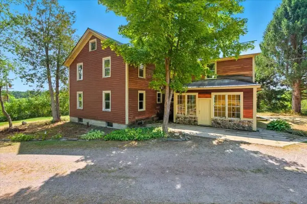 46 Indian Point Road, Castleton, VT 05732