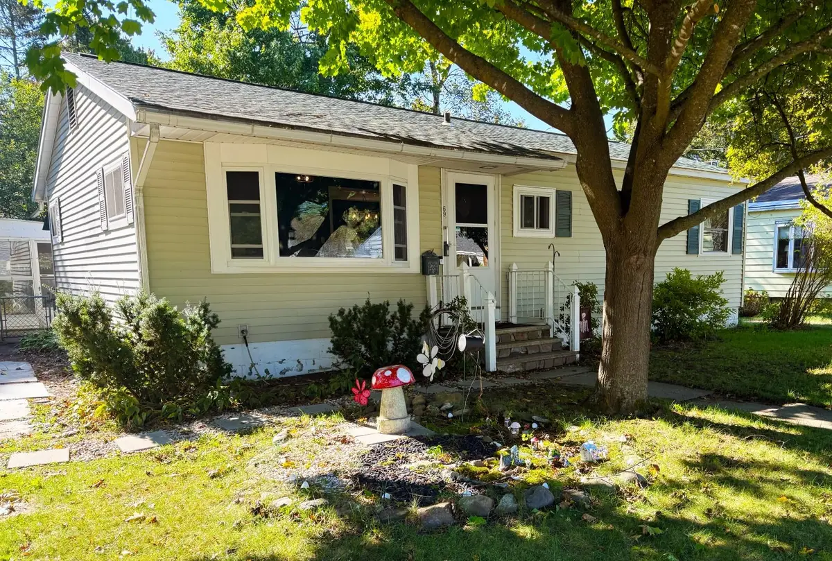 69 Arlington Court, Burlington, VT 05408 - Image #1