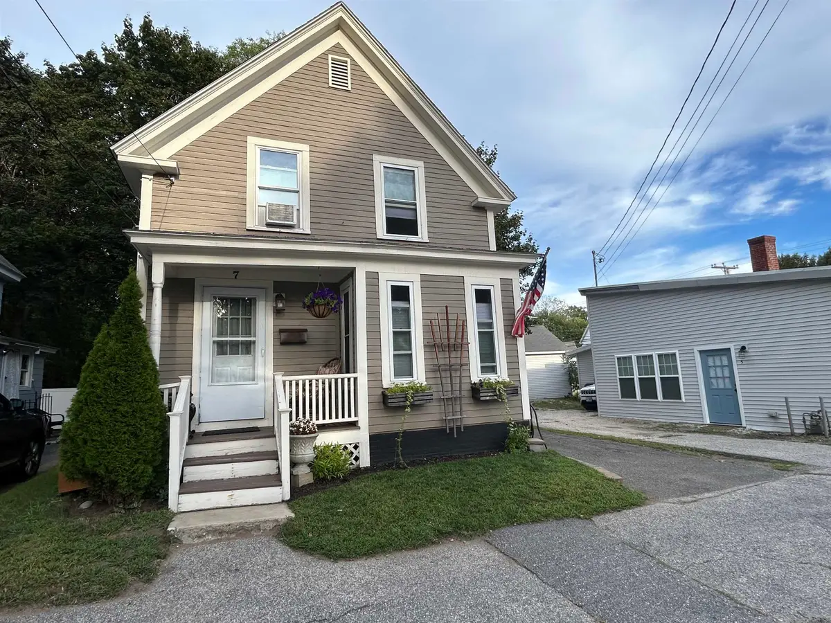 7 Washington Street, Exeter, NH 03833 - Image #1