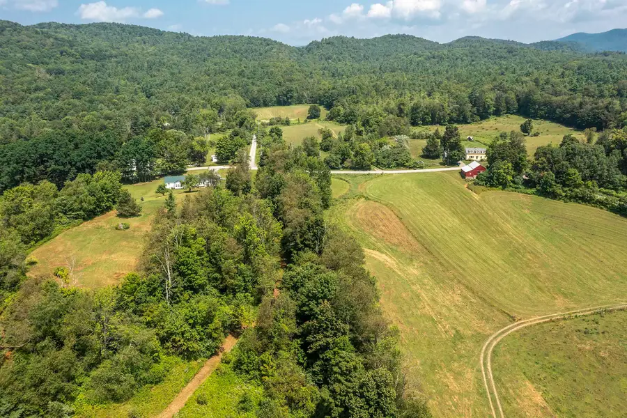 1688 Waite Hill Road, Pawlet, VT 05761 - Image #2