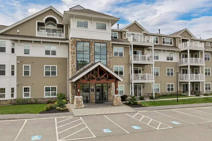 7 Longview Drive #105, Atkinson, NH 03811 - Image #3