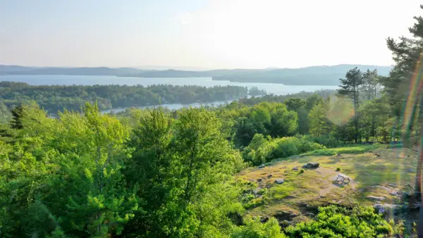 000 Farwell Lane #17, New London, NH 03257