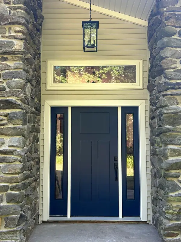 19 Crown Hill Road, Atkinson, NH 03811