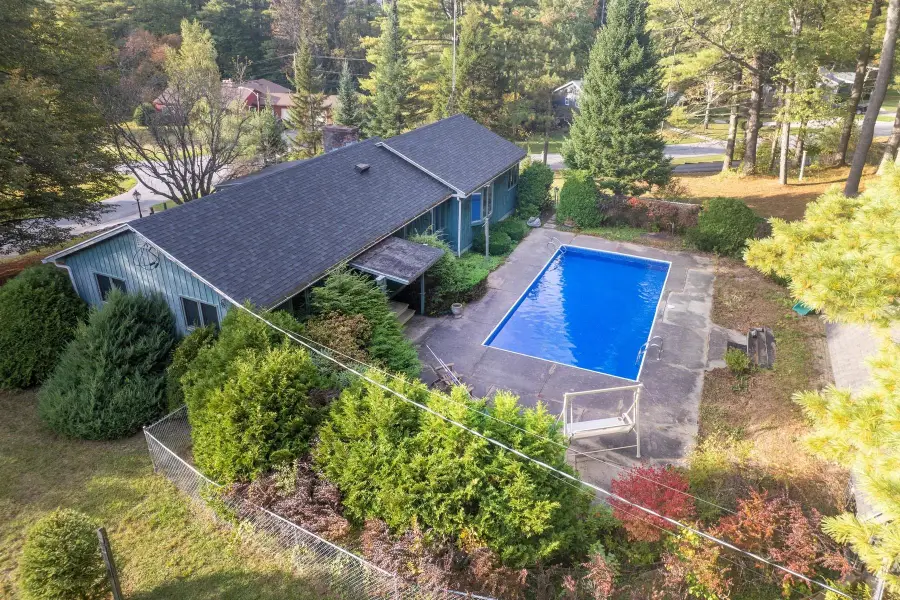 31 Chatterton Park, Proctor, VT 05701 - Image #2