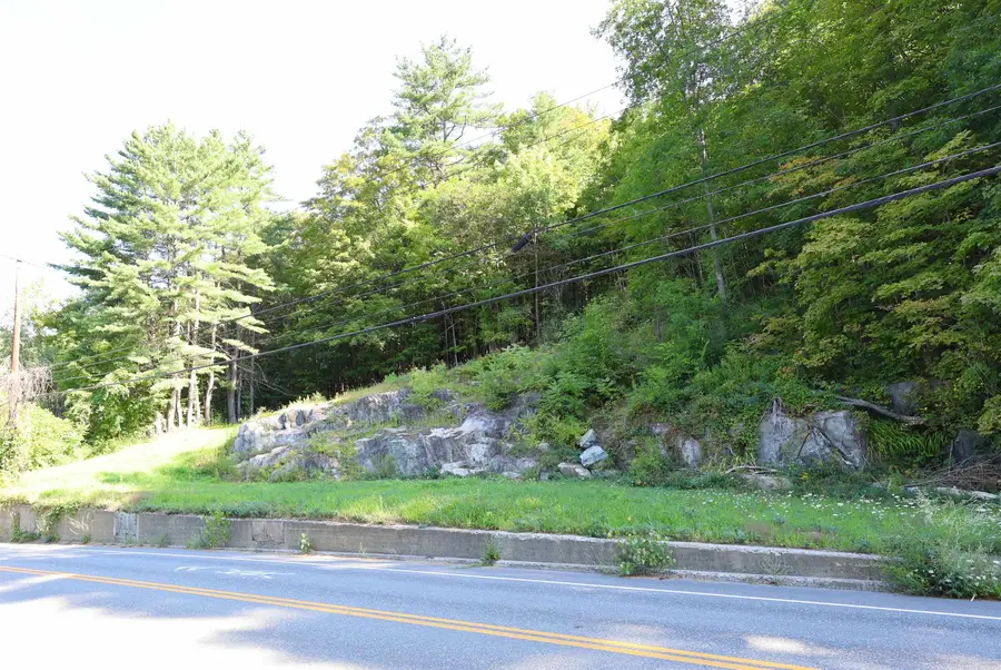 1015 Maple Street, Hartford Village, VT 05001 - Image #2