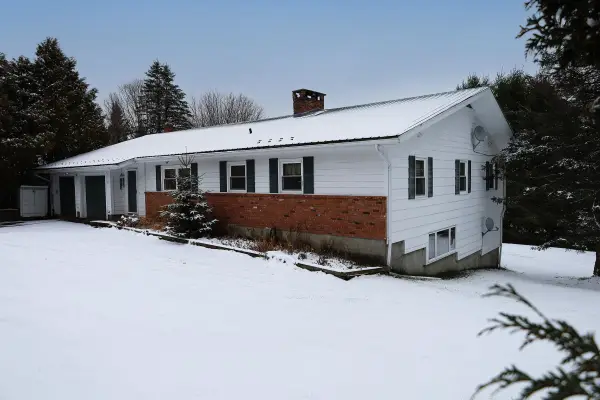 91 Vail Circle, Lyndon, VT 05851