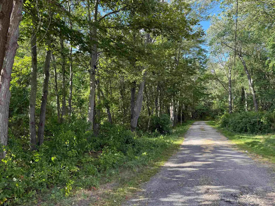 144 Rockingham Road, Derry, NH 03038 - Image #2