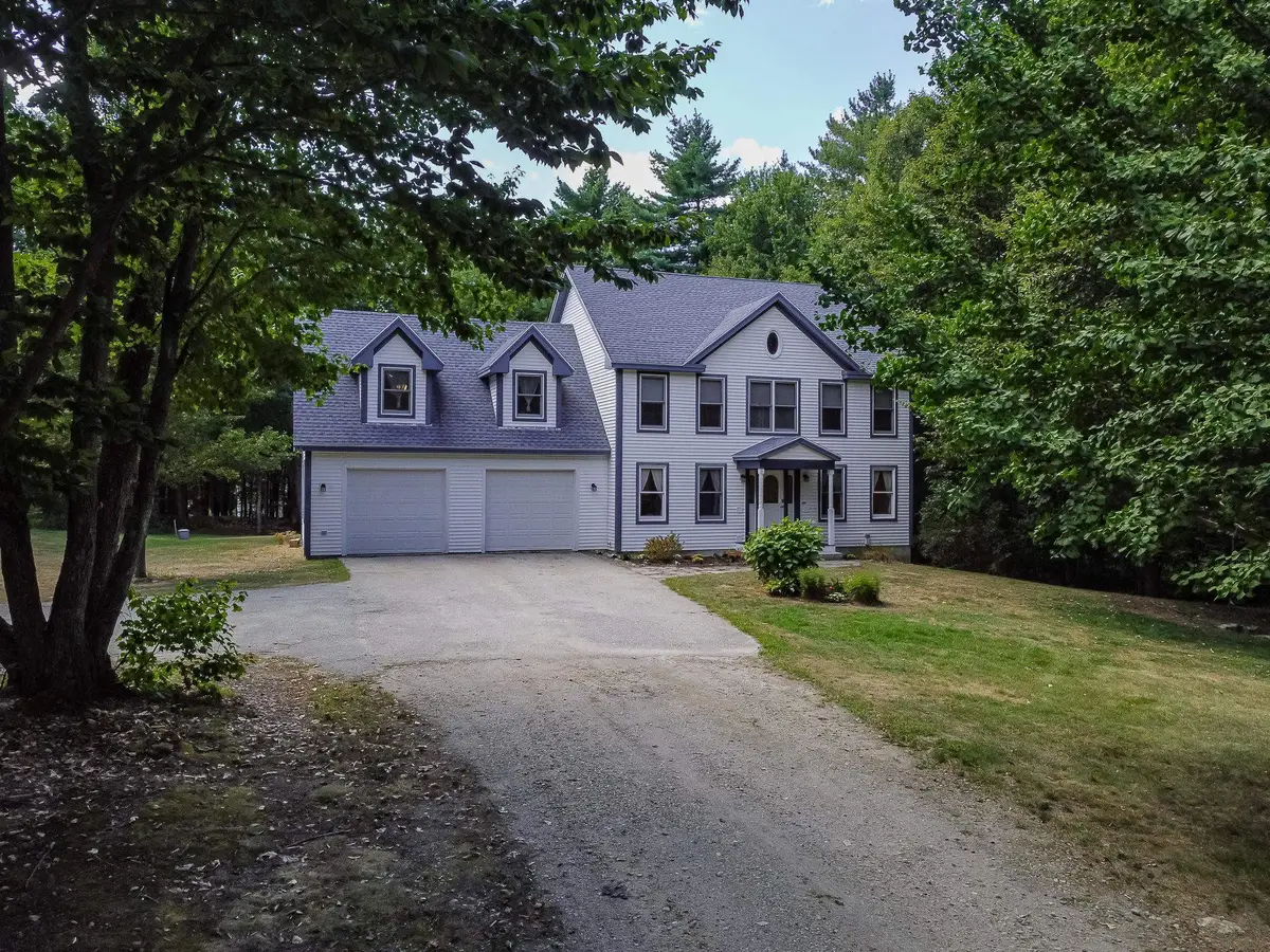 762 Robinson Road, Pembroke, NH 03275 - Image #1