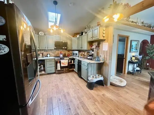 85 Jason Avenue, Jefferson, NH 03583 - Image #3