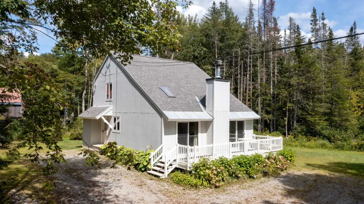 275 Sherwood Forest, Londonderry, VT 05148 - Image #1