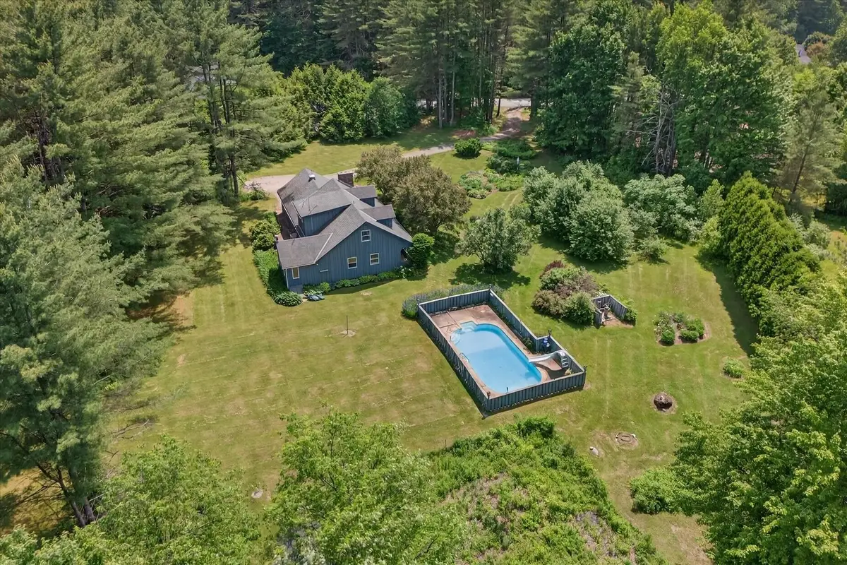 247 Meadowcrest Drive, Clarendon, VT 05759 - Image #1