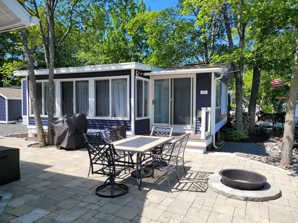 11 Morway Lane, Belmont, NH 03220