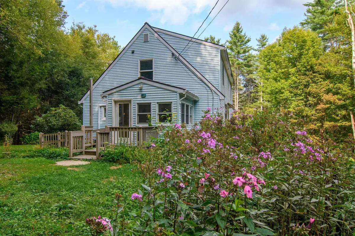 108 S Windmill Hill Road, Putney, VT 05346 - Image #1