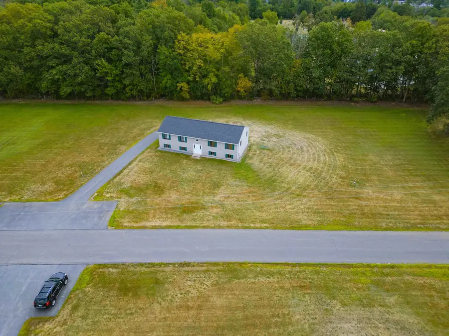 20 Johnson Meadow Road #A & B, Hampstead, NH 03841 - Image #2