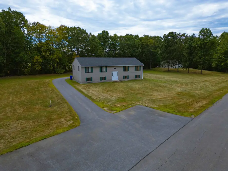 20 Johnson Meadow Road #A & B, Hampstead, NH 03841 - Image #3