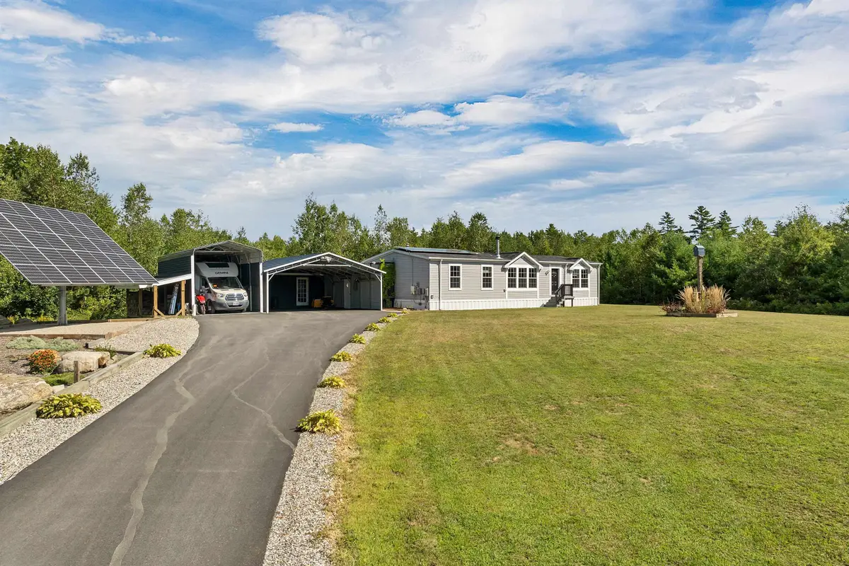 260 New Road, Barnstead, NH 03225 - Image #1