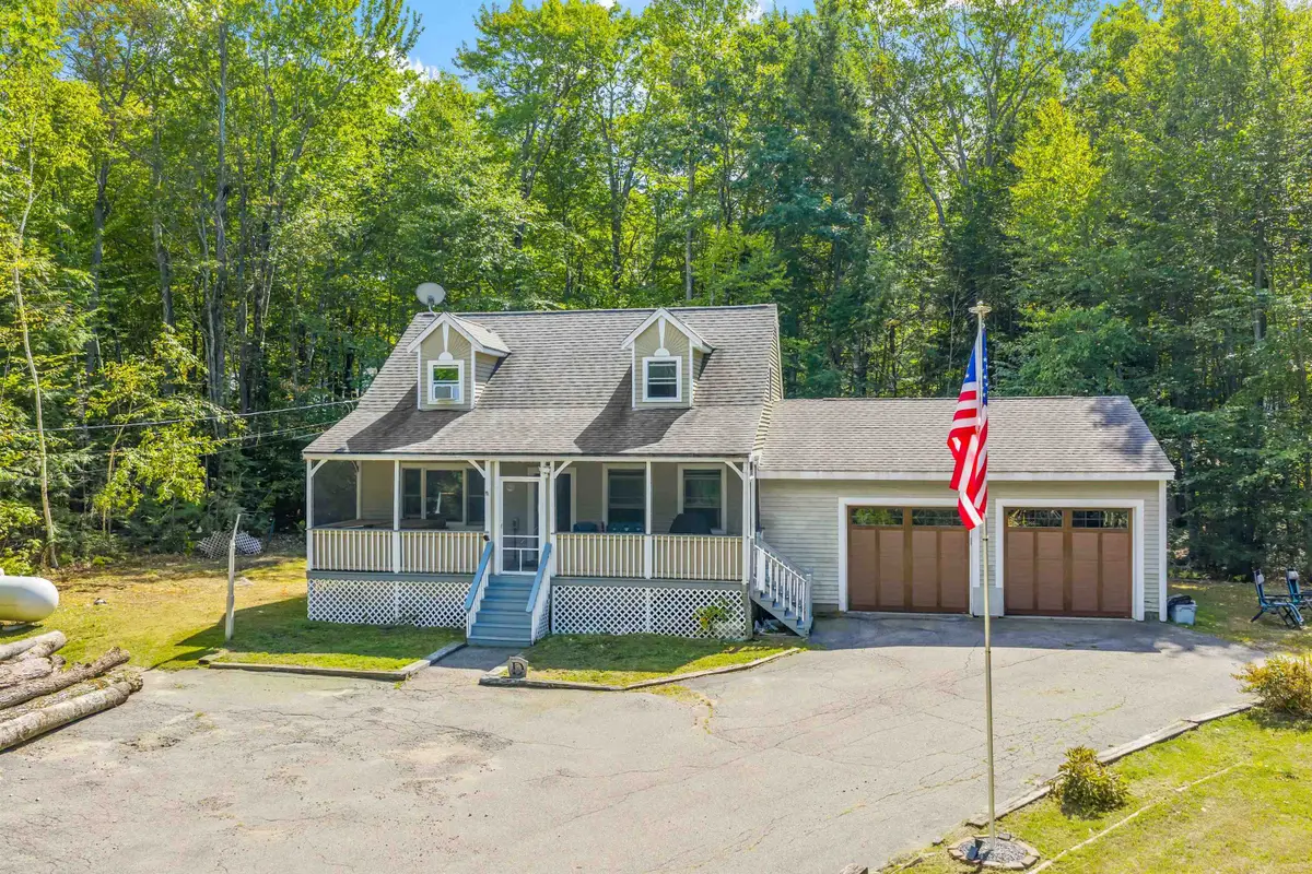 728 East Side Drive, Alton, NH 03809 - Image #1