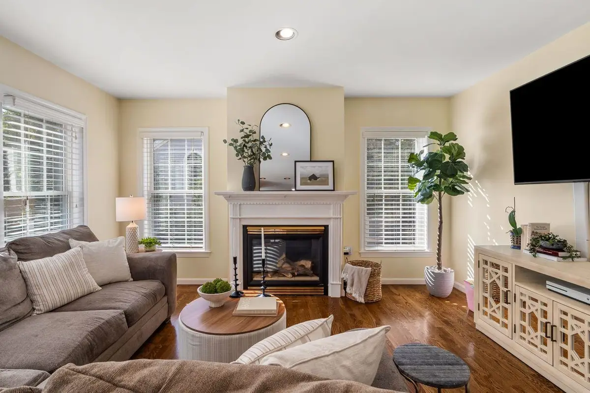 31 Exeter Farms Road, Exeter, NH 03833 - Image #1