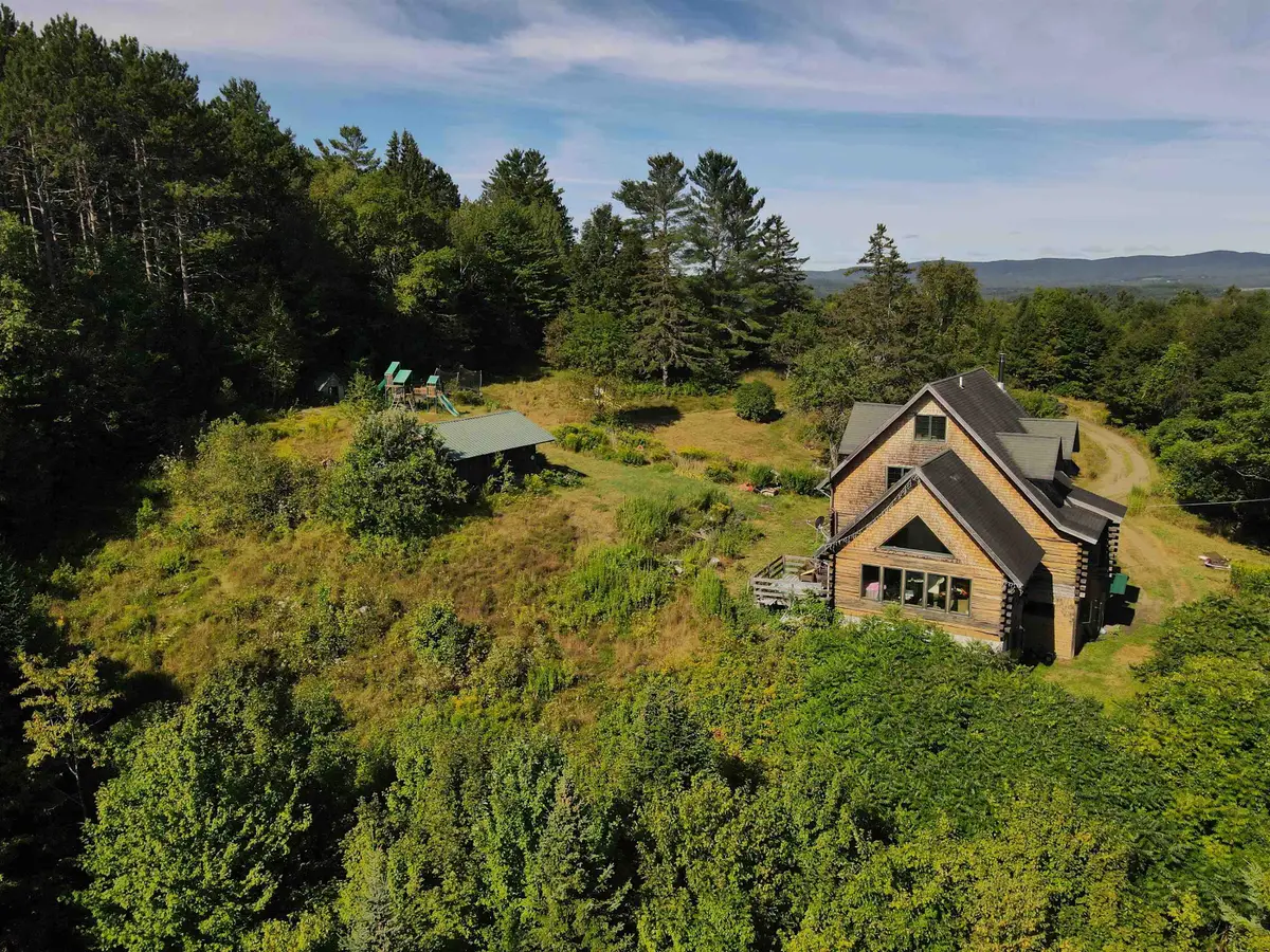820 Farr Road, Saint Johnsbury, VT 05819 - Image #1