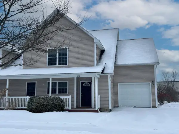 207 Farmall Drive, Hinesburg, VT 05461