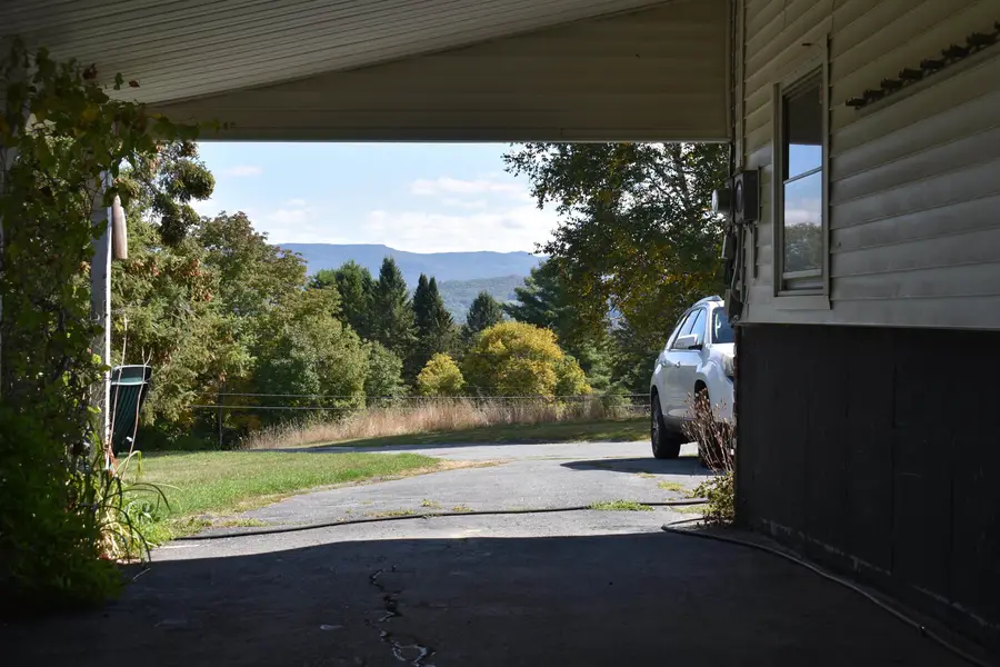 623 Vail Drive, Lyndon Town, VT 05851 - Image #3