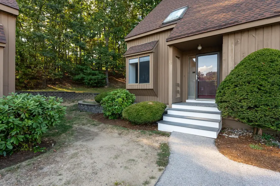 12 Clinton Court, Merrimack, NH 03054 - Image #2