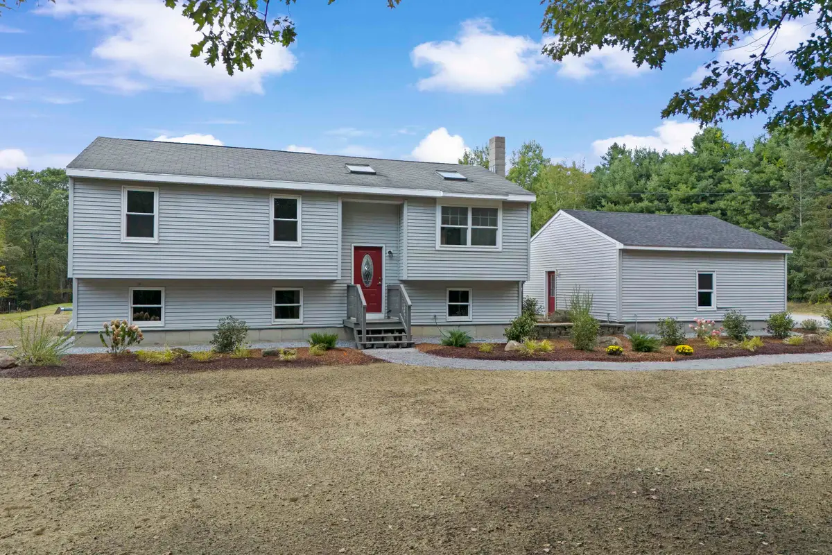 207 Thorndike Road, Weare, NH 03281 - Image #1