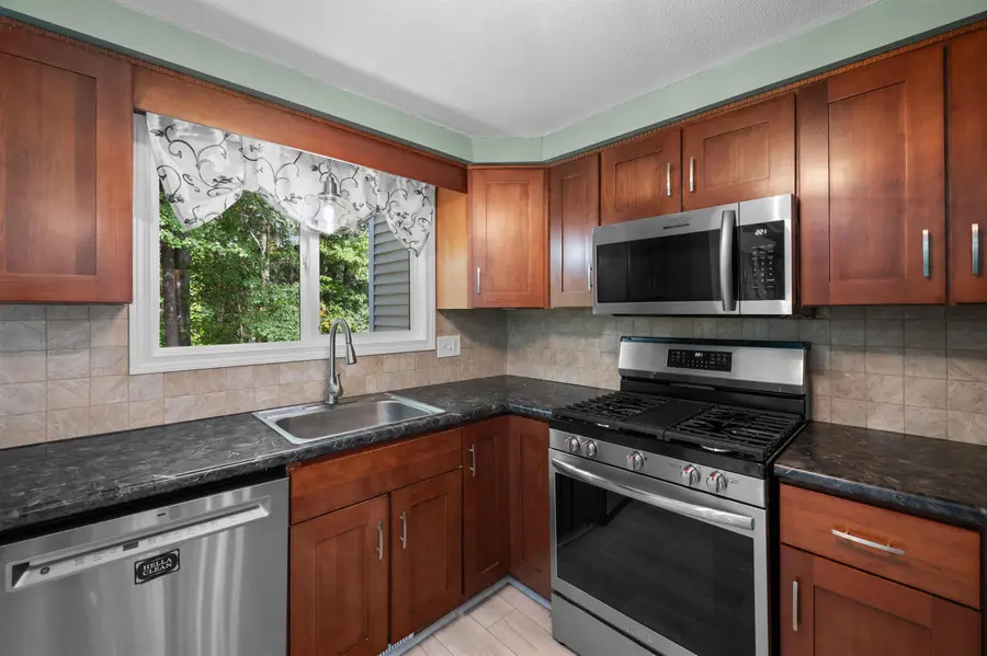 4 Pine Meadows Drive, Exeter, NH 03833 - Image #2