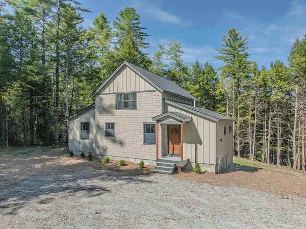 93 Waterthorn Road, Thornton, NH 03285