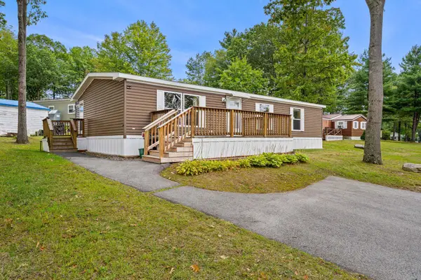 5 N Fuchsia Drive, Rochester, NH 03867