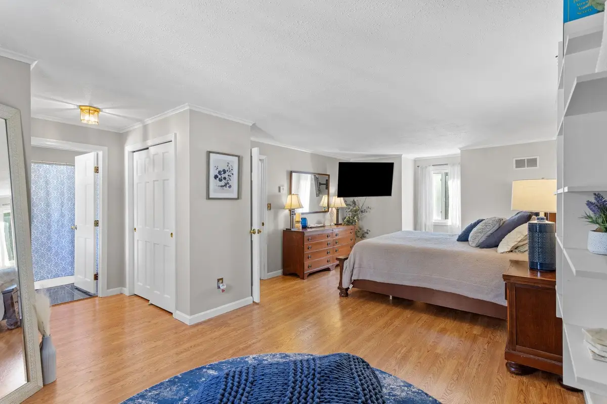 26 Old Orchard Way, Manchester, NH 03103 - Image #1