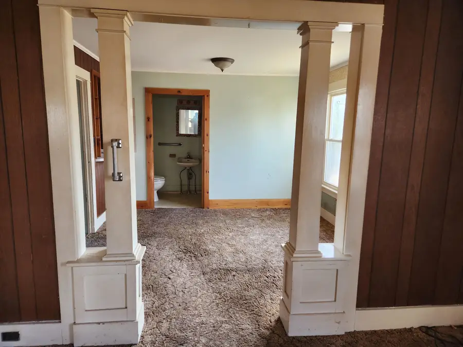 19 Norton Avenue, Poultney, VT 05764 - Image #3