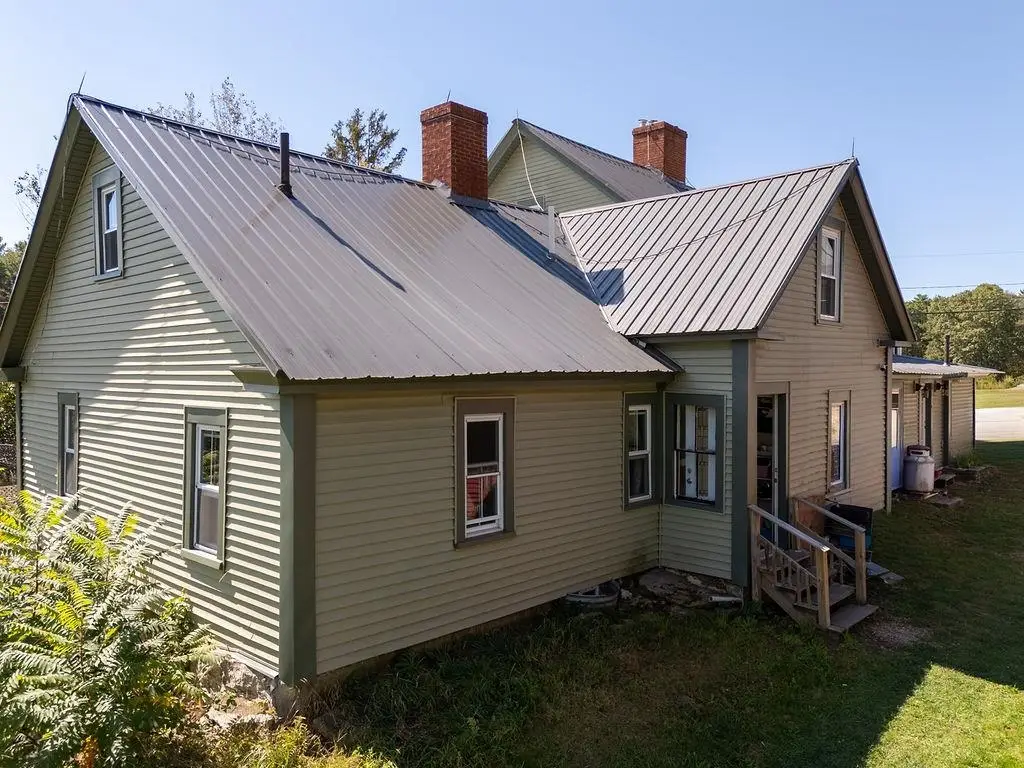 147 Middle Road, Deerfield, NH 03037 - Image #1