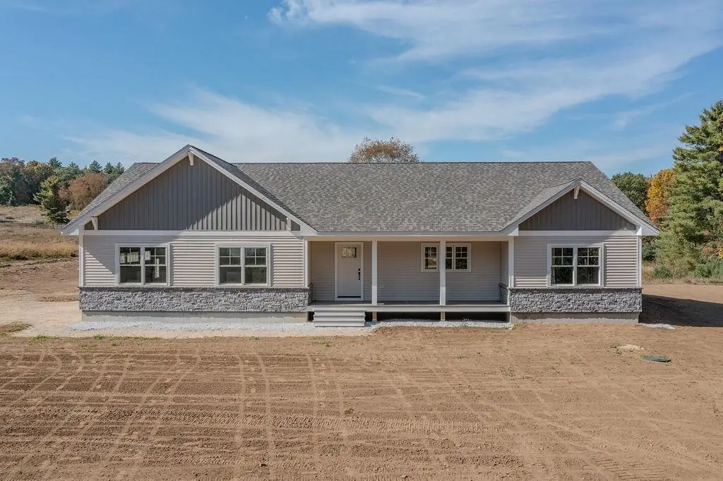 384 North River Road, Epping, NH 03042 - Image #1