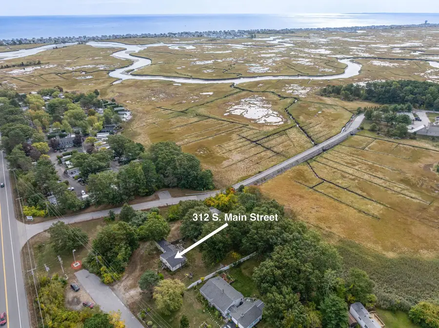 312 S Main Street, Seabrook, NH 03874 - Image #2