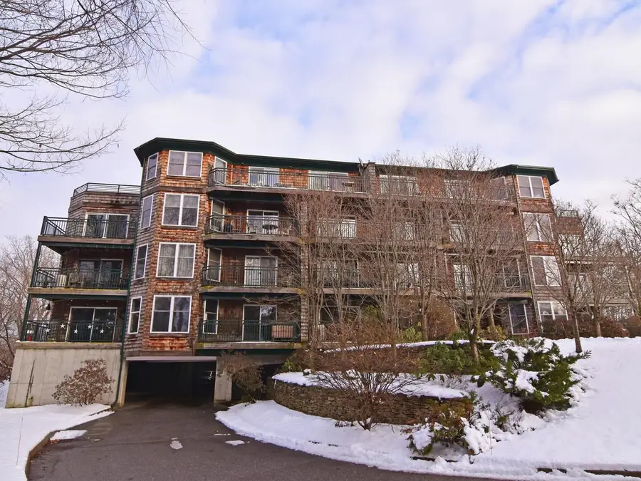 105 Claire Pointe Road, Burlington, VT 05408 - Image #2