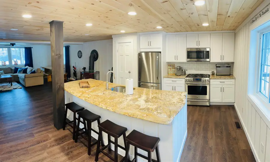 46 Town Farm Road, Wilmington, VT 05363 - Image #2