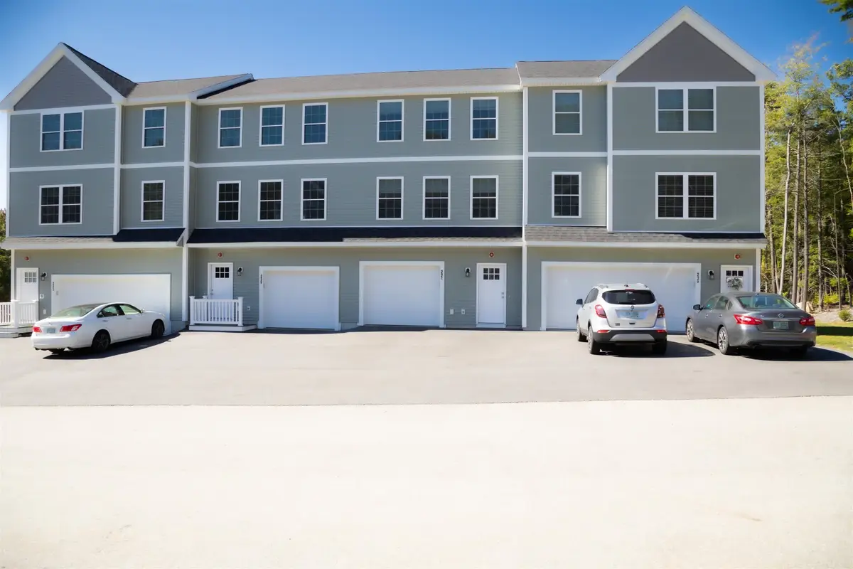 22C Sera Drive, Nottingham, NH 03290 - Image #1