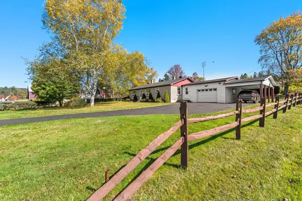 376 US Route 3, Stewartstown, NH 03576